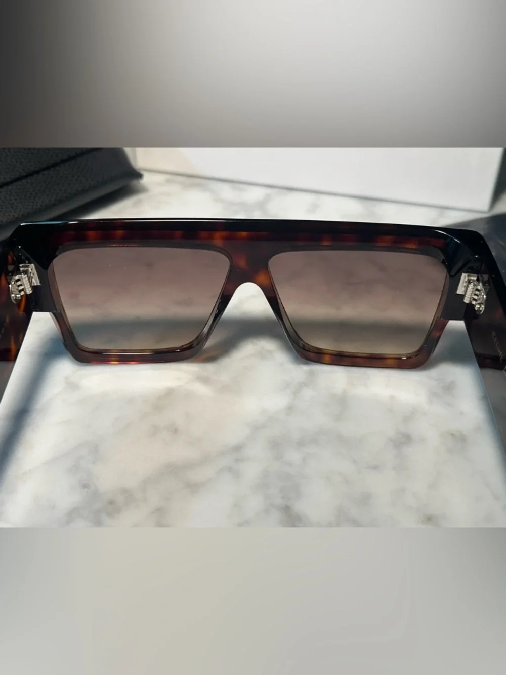 CELINE CL400921 60mm Oversized Square Unisex Sunglasses NWT Dark Havana 52F